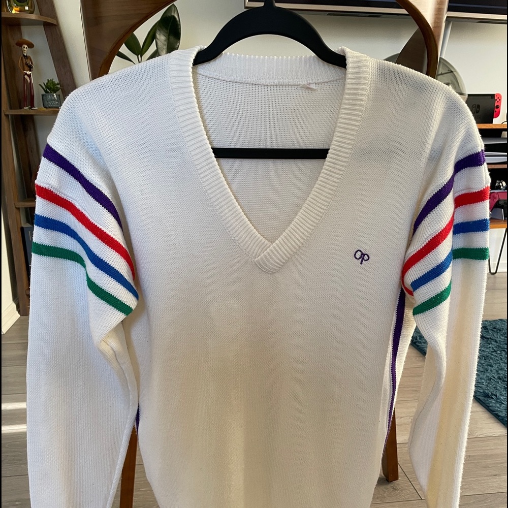 Very cool vintage Ocean Pacific V neck ski sweater
